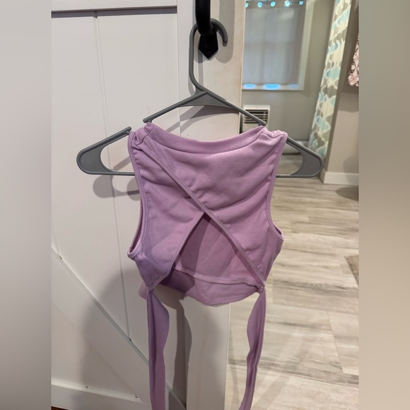 Tie in the back shirt Size Medium Color Purple - Picture 3 of 4